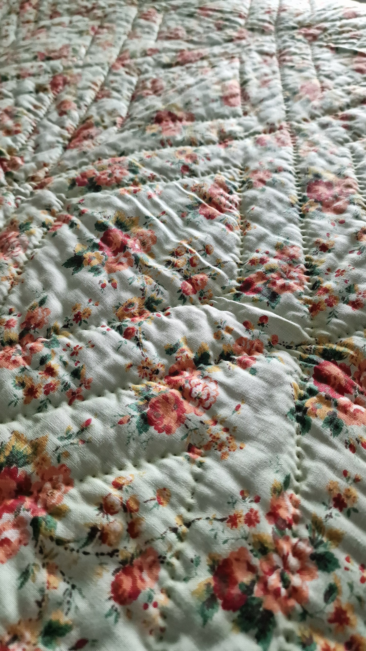 Vintage Floral Handquilted Welsh Wholecloth Quilt